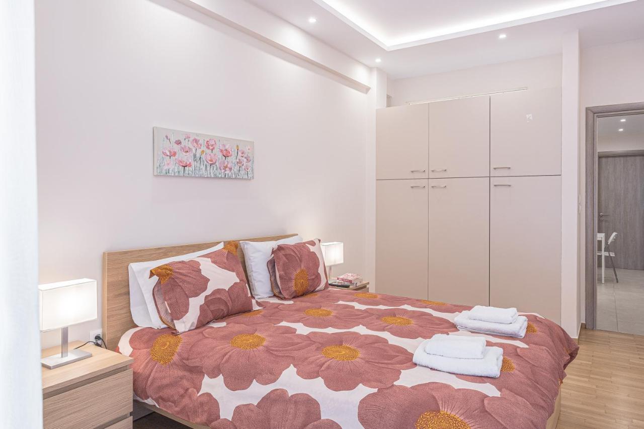 Amazing Apartment Near Metro Station! Athene Buitenkant foto