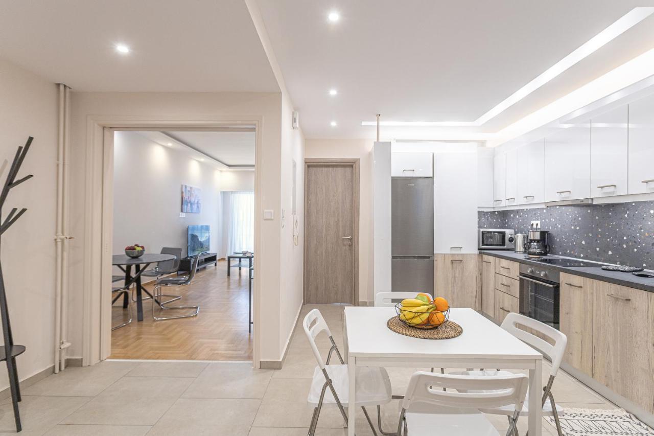 Amazing Apartment Near Metro Station! Athene Buitenkant foto
