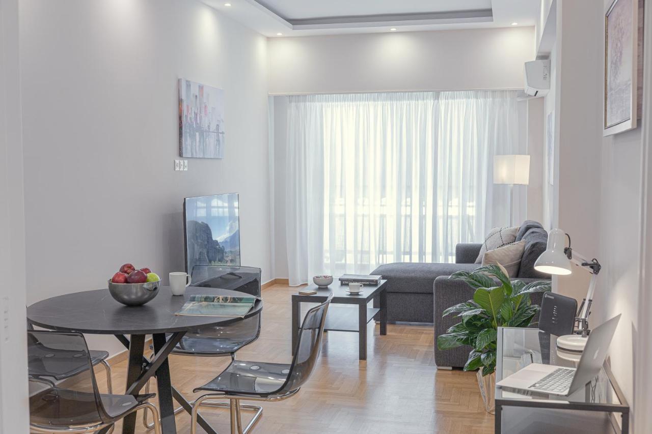 Amazing Apartment Near Metro Station! Athene Buitenkant foto
