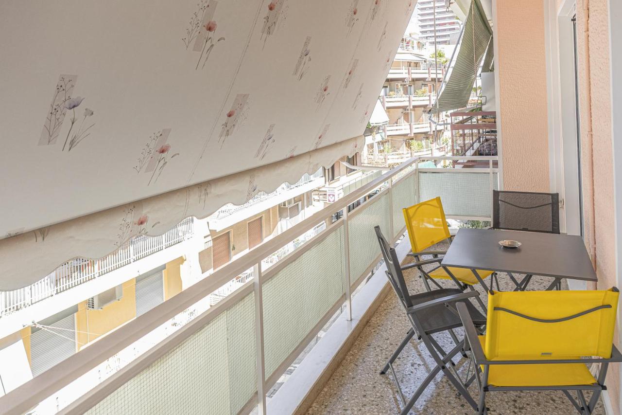 Amazing Apartment Near Metro Station! Athene Buitenkant foto