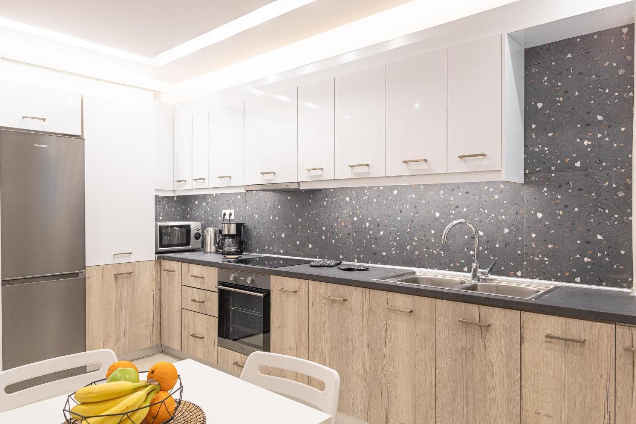 Amazing Apartment Near Metro Station! Athene Buitenkant foto