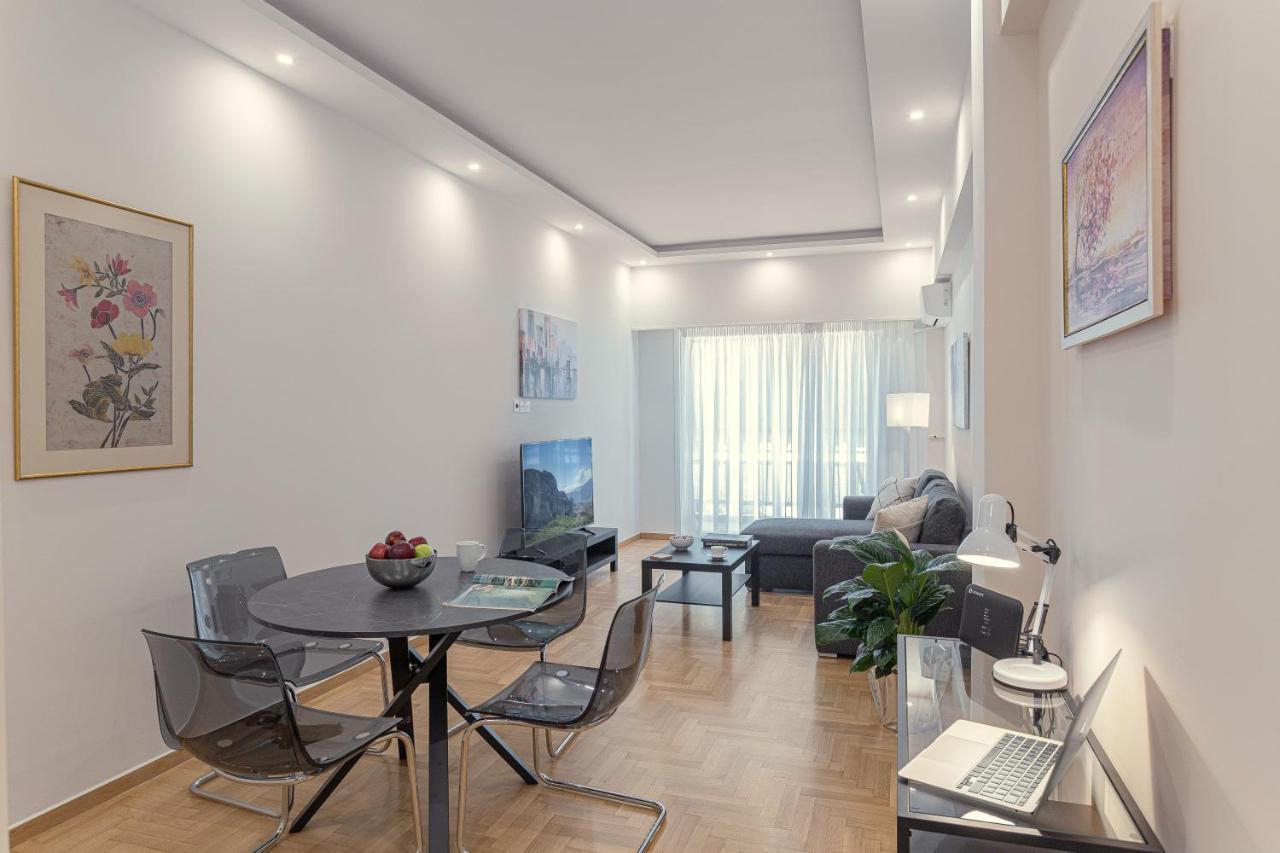 Amazing Apartment Near Metro Station! Athene Buitenkant foto